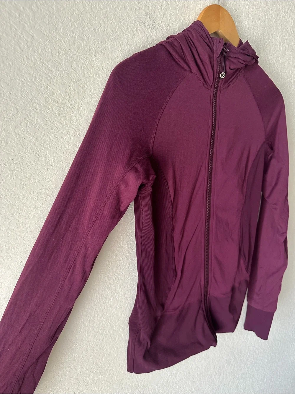 Lululemon Hooded Define Jacket Plum Purple Thumbhole Full Zip Size 8